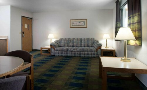 Super 8 by Wyndham Walla Walla, Buchen Sie Gasthaus Walla Walla 