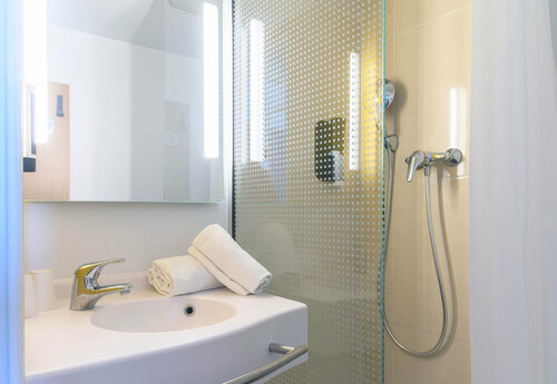 Отель B&B Nimes Centre Arène, Забронировать Отель «постель и завтрак» Ним Gard