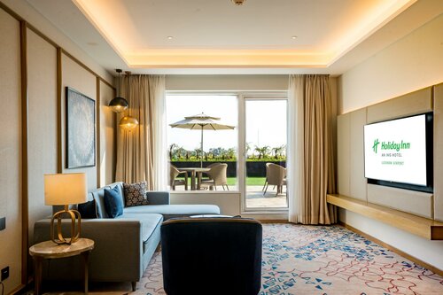 Holiday Inn Lucknow Airport by IHG, Забронировать Отель Лакхнау штат Уттар-Прадеш