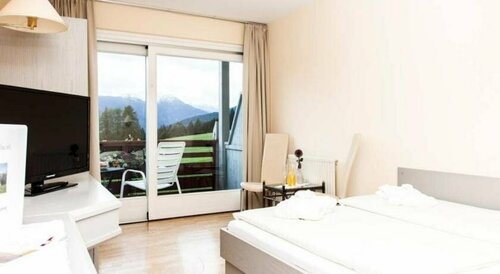 Hotel Belmont, Prenota Hotel Hotel a Tirolo con piscina, Piscina