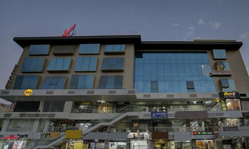 Hotel Natasha, Prenota Hotel Surat Gujarat