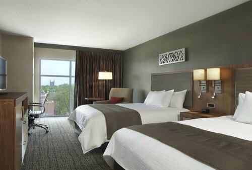 The Broadway Columbia - a DoubleTree by Hilton Hotel, Забронировать Отель Колумбия Миссури