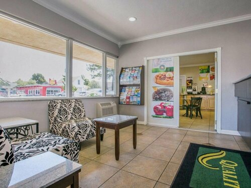 Quality Inn Santa Cruz Downtown Area, Забронировать Отель Санта-Круз Santa Cruz and Vicinity