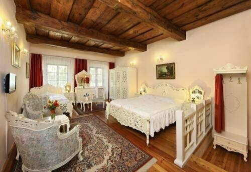 Pension Hotel Belarie, Забронировать Отель Отели Чески-Крумлов 3 звезды, рядом с House of the Dyed Cloth, 3*