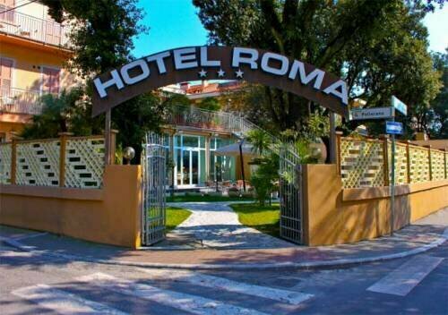 Hotel Luna, Book Hotel Hoteller i Apuana coast med måltider, Halvpension / Fuldpension