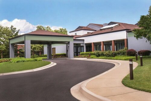 Courtyard By Marriott Baltimore BWI Airport, Buchen Sie Hotel Hotels in Linthicum Heights mit Parkplatz, Parkplätze