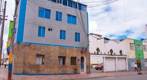 La Gran Fortaleza B&B, Забронировать Отель «постель и завтрак» Отели Богота с парковкой, рядом с Театр «Роял Сентер», Парковка