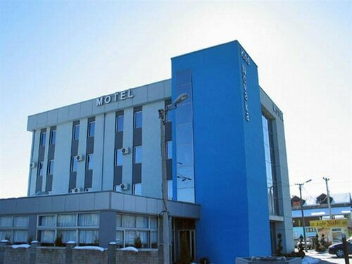 Hotel Novak, Забронировать Отель Зворник Республика Сербская