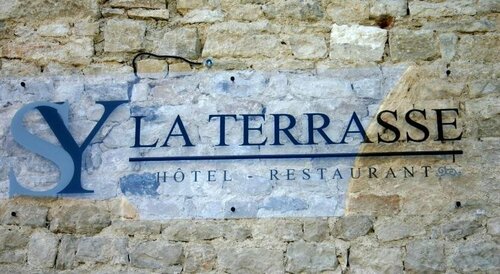 Hôtel & Restaurant SY La Terrasse, Rezervați Hotel Vezelay Morvan