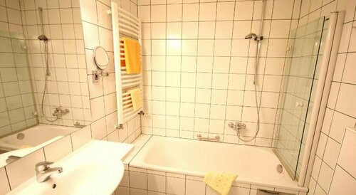 Stadthotel Carinthia, Забронировать Отель Клагенфурт-ам-Вёртерзе Вертер-Зе