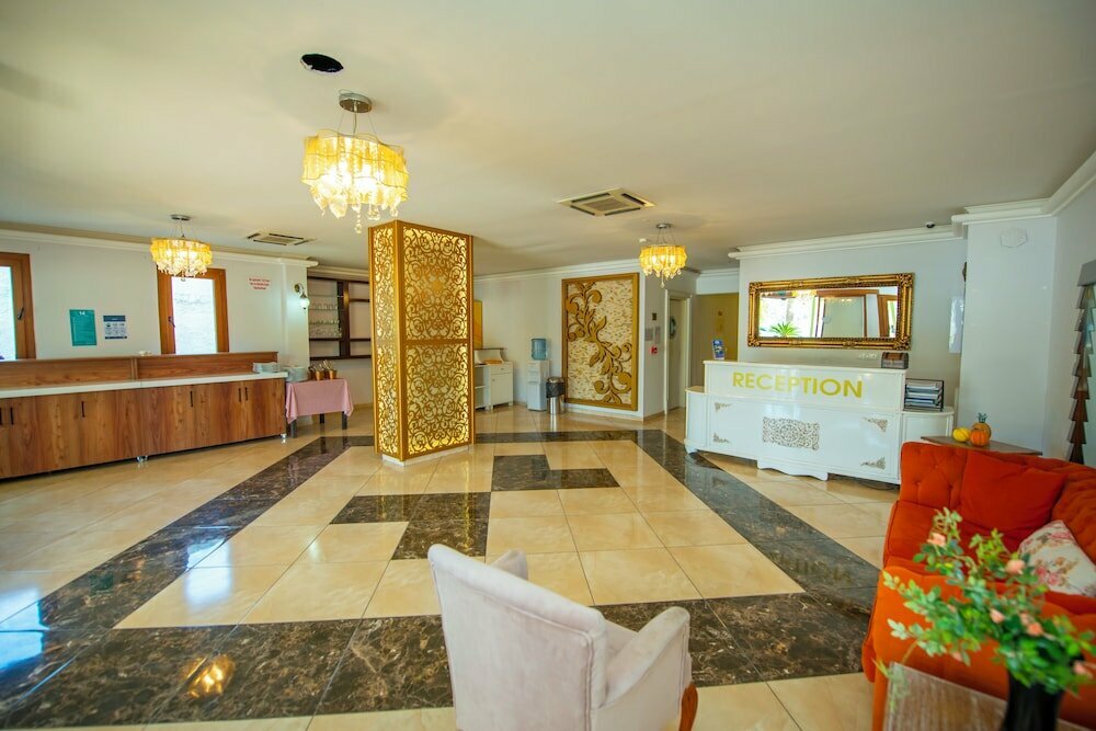 Cennet Life Hotel