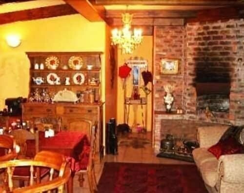 At Eezzze Riversway Self Catering, Забронировать Отель Отели Ист-Лондона с бассейном, Бассейн