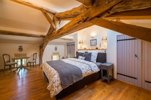 Château Puygrenier - Chambres dhôtes et restaurant, Забронировать Отель Бержерак Red Perigord