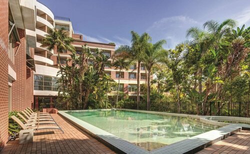 Adina Apartment Hotel Sydney Surry Hills, Забронировать Апартаменты/квартира Отели Сиднея с бассейном, рядом с Концертный зал Hordern Pavilion, Бассейн