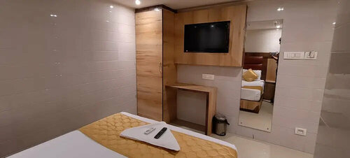 Hotel Sai Suites - Near Dadar Station, Забронировать Отель Дадар Мумбай, рядом с Вадала