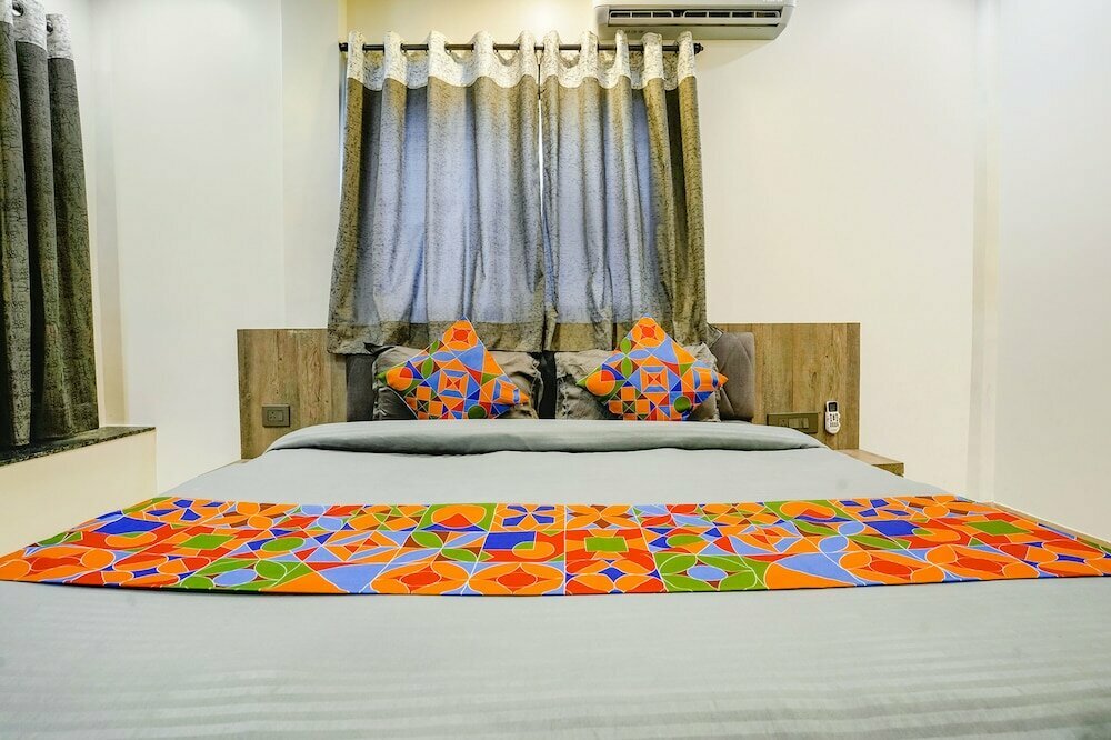 FabHotel Viva House - Talegaon
