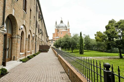 Maison Boutique Al Redentore, Забронировать Бутик-отель Джудекка Венеция, рядом с Вокзал Accademia