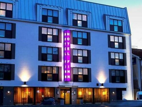 Hotel Finn, Rezervați Apartament Lund Lagos