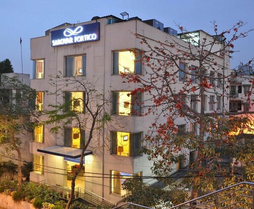 Sarovar Portico Naraina, Hotel, Забронировать Отель Отели Нью-Дели с парковкой, Парковка