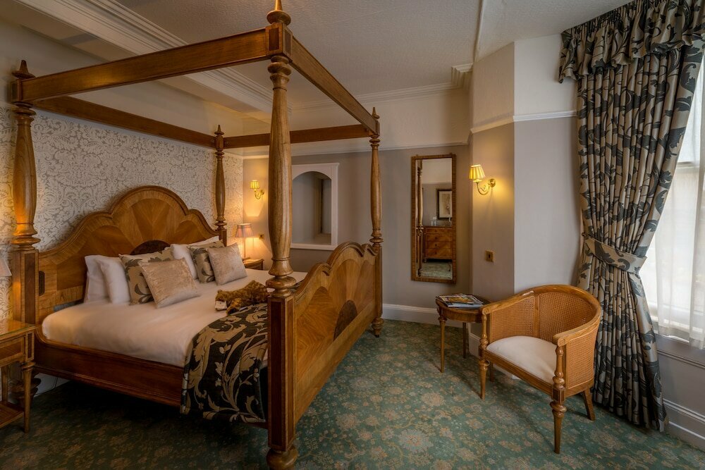 Old Hall Hotel