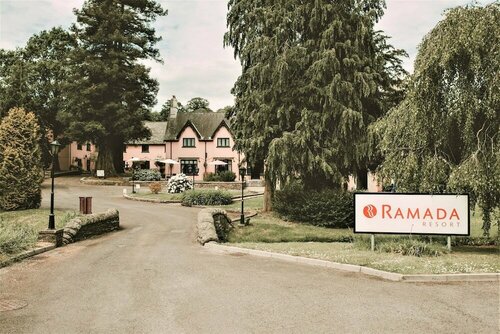 Cwrt Bleddyn Hotel & Spa, Забронировать Курортный отель Аск Гвент