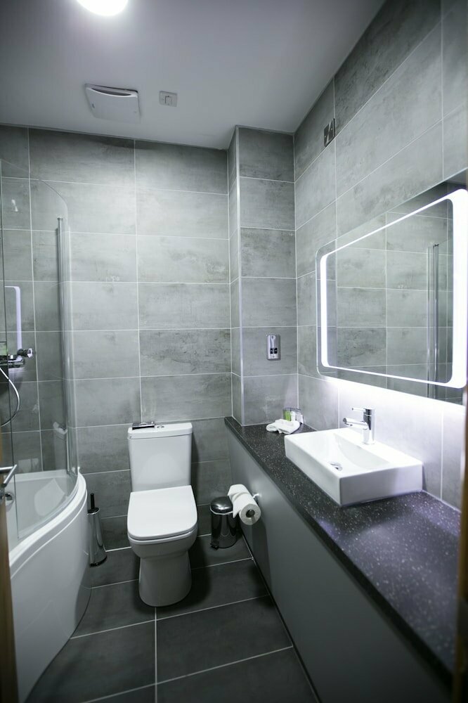 La Mon Hotel
