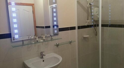 Glenmore House, Забронировать Отель Балликасл Графство Антрим