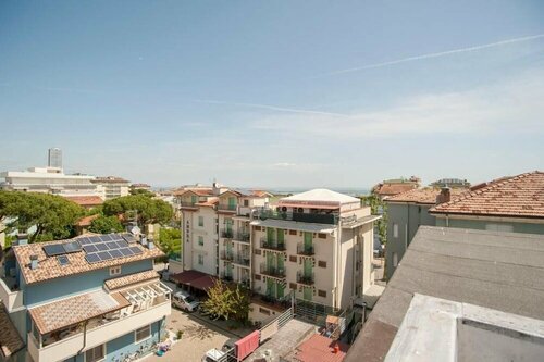 Hotel Silvie Rose, Забронировать Отель Отели Чезенатико по системе «всё включено», рядом с Leaves Cathedral, Всё включено