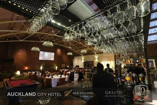 Auckland City Hotel - Hobson St, Забронировать Отель Отели региона Окленда с парковкой, Парковка