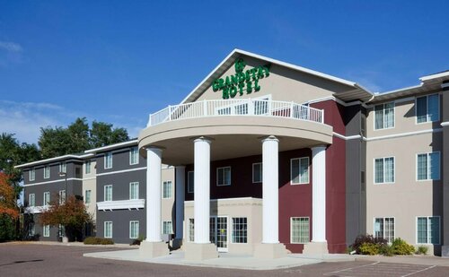 GrandStay Residential Suites Hotel - Eau Claire, Забронировать Отель О-Клэр Висконсин