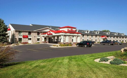 Ramada by Wyndham Wisconsin Dells I-90, Забронировать Отель Lake Delton The Dells