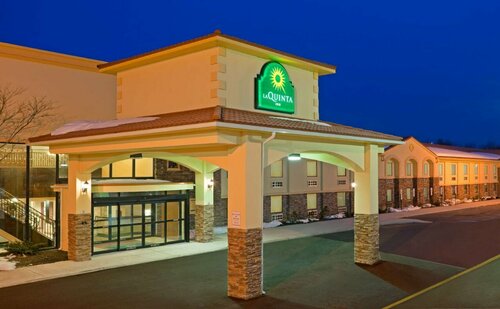 La Quinta Inn by Wyndham West Long Branch NJ Shore Area, Забронировать Отель Лонг-Бранч Джерси-Шор