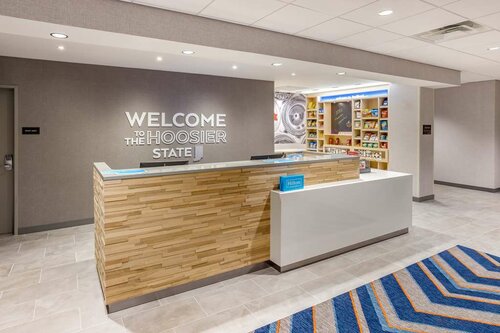 Hampton Inn by Hilton Bedford, Book Hotel Hoteller i Indiana med parkering, Parkering