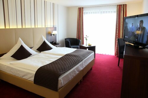 Lobinger-Parkhotel, Забронировать Отель Гинген-ан-дер-Бренц Swabian Alps