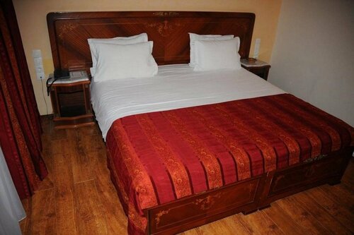 Dar Diaf Bouchaoui, Boek Boerderijverblijf Algiers Province Hotels met een Zwembad, Zwembad