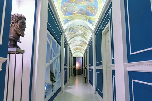 Corso Boutique Luxury Rooms, Забронировать Бутик-отель Бизнес-отели Рима, рядом с Площадь Колонны, 4* 5*