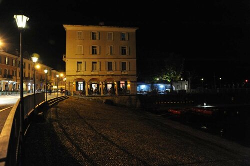 Casa Botta - Luino Lago Maggiore, Забронировать Отель Луино Provincia di Varese