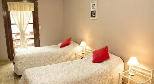 POSADA DEL CENTRO, Забронировать Отель Отели Вилья-Хенераль-Бельграно 3 звезды, рядом с Brewer Park Villa General Belgrano, 3*