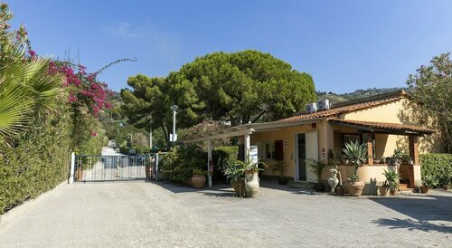 Il Calabriano Residence, Book Hotel Cheap Hotels in Calabria
