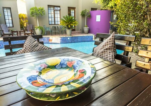 Kingfisher GuestHouse, Забронировать Отель «постель и завтрак» Саммерстранд 