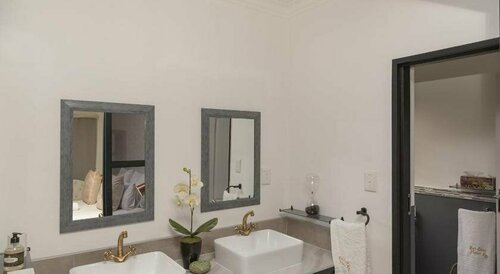 Bri-Shel Manor B&B, Reservar Pousada (com pequeno-almoço) Heidelberg Gauteng