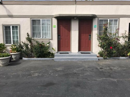 Geneva Motel Daly City, Забронировать Мотель Отели Дейли-Сити с парковкой, Парковка