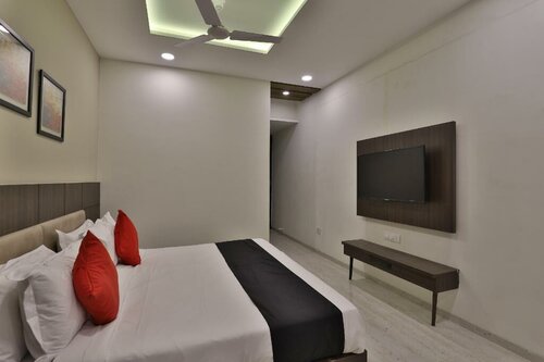 Hotel Privya Rooms and banquet Surat, Book Hotel Surat Gujarat