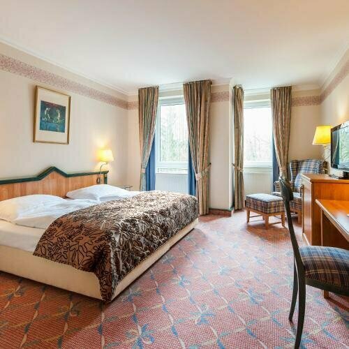Arcadia Hotel Düsseldorf, Забронировать Отель Эркрат Северный Рейн-Вестфалия