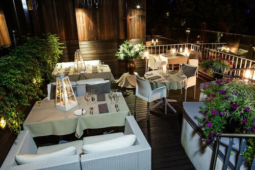 Dome Hotel & Spa, Rezervați Hotel Centre Rīga, aproape de Small Guild