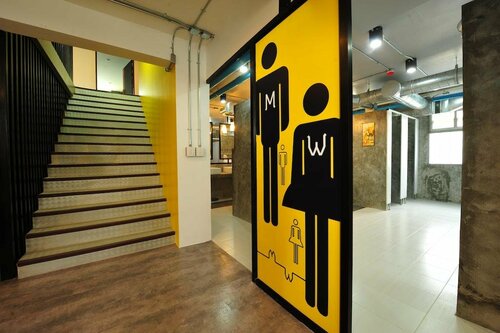 Saphaipae Hostel, Забронировать Отель Отели Бангкока с парковкой, рядом с Посольство России, Парковка
