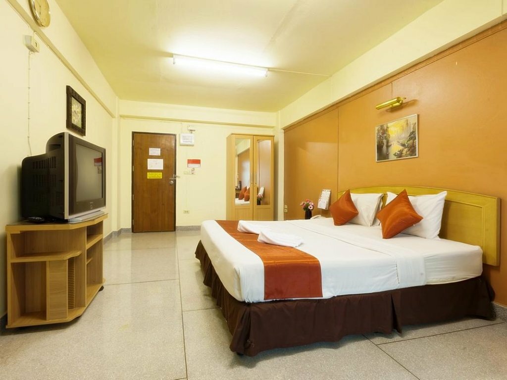 Hotel Grand Mandarin Latphrao 130