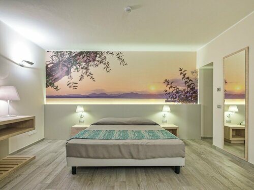 Hotel Cristina, Забронировать Отель Отели Ломбардии 3 звезды, 3*