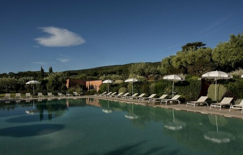 Villa Neri Resort & Spa, Брондау Резорт Etna қаласындағы төсек алаңы бар қонақ үйлер, Тоқтау алаңы