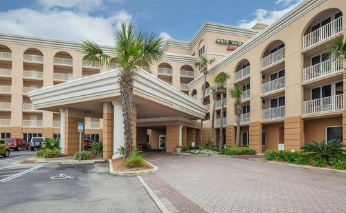 Courtyard by Marriott Jacksonville Beach Oceanfront, Забронировать Курортный отель Джексонвилл-Бич Jacksonville Coast